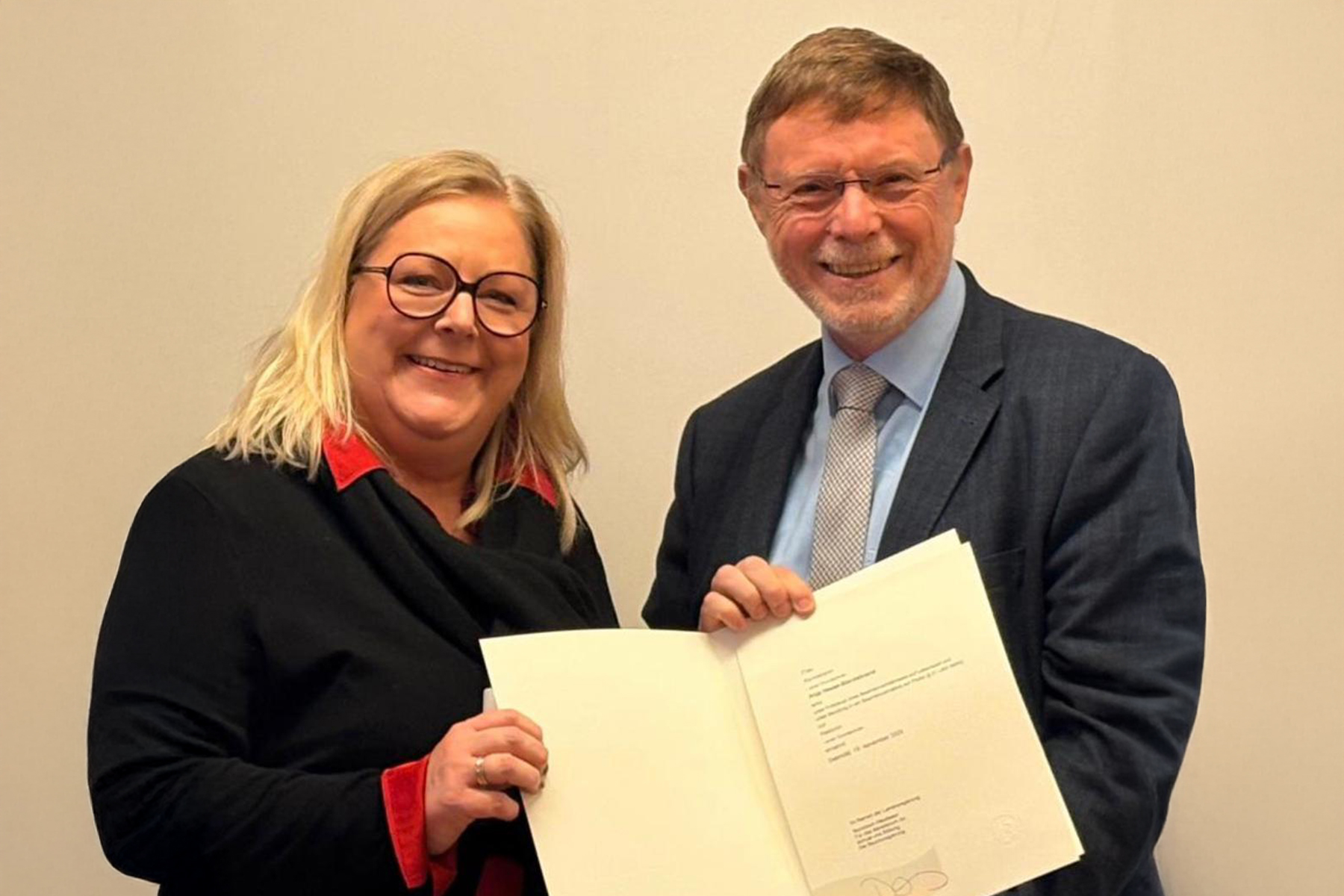 251218 GSHK Rektorin Hesse-Stockebrand.jpeg